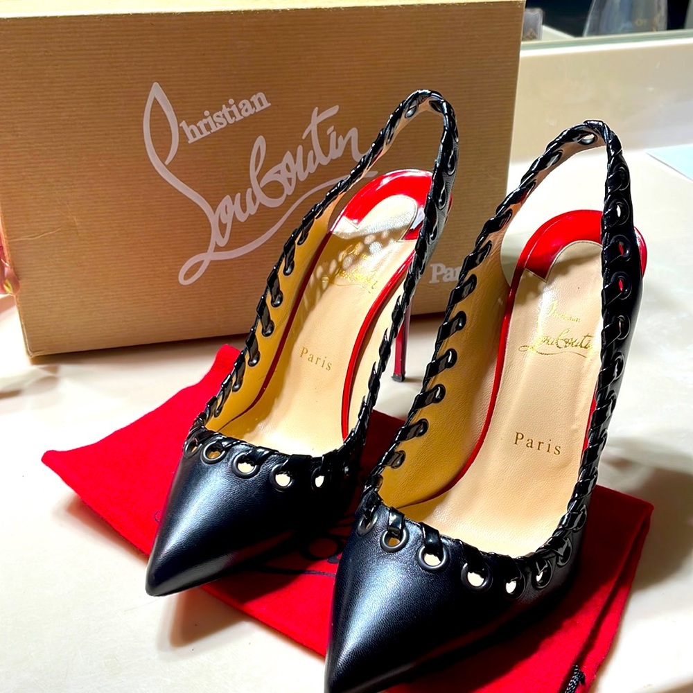 Christian Louboutin “Ostri 100”, Size 39.5